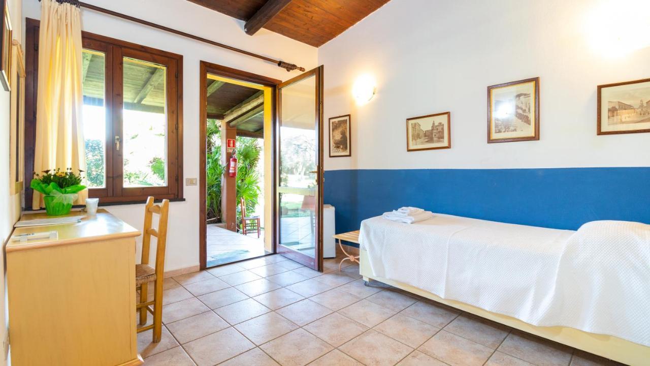 Hostal Sa Mola Bonarcado Exterior foto